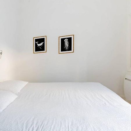 Superbe Duplex De 70M2 Avec 2 Chambres En Hyper Centre Au Calme Sur Cour Classe 3 Etoiles Avec Parking En Option La Rochelle  Zewnętrze zdjęcie