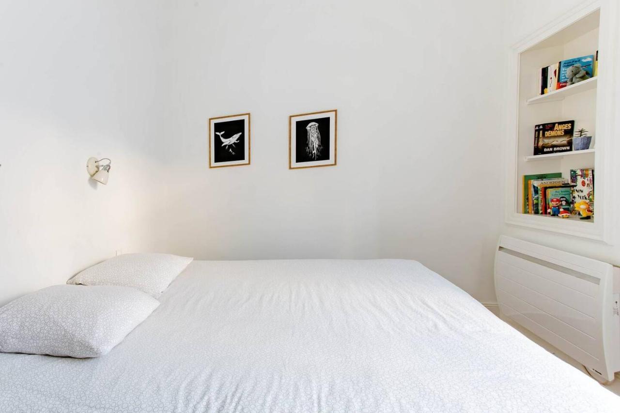 Superbe Duplex De 70M2 Avec 2 Chambres En Hyper Centre Au Calme Sur Cour Classe 3 Etoiles Avec Parking En Option La Rochelle  Zewnętrze zdjęcie