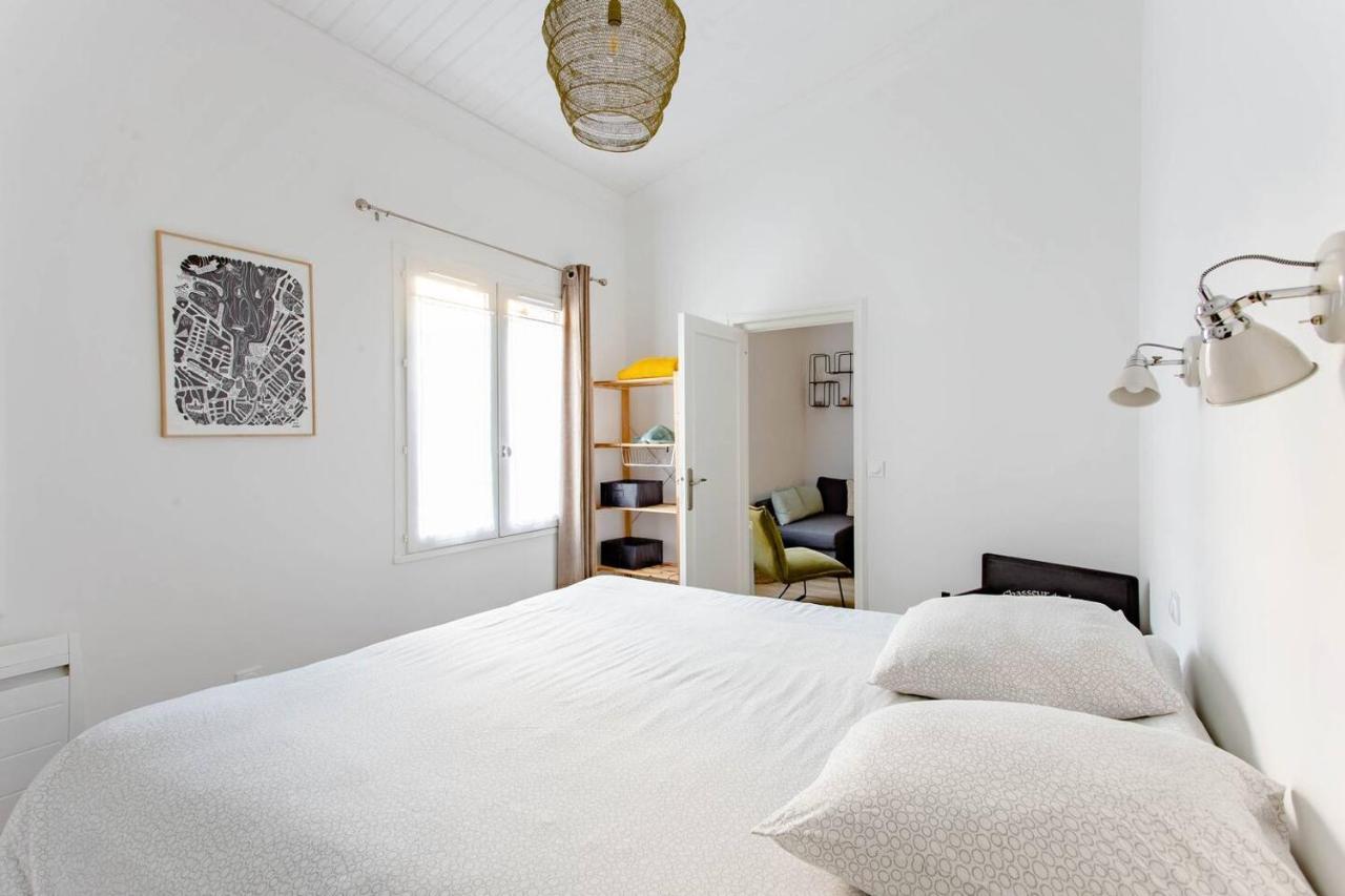 Superbe Duplex De 70M2 Avec 2 Chambres En Hyper Centre Au Calme Sur Cour Classe 3 Etoiles Avec Parking En Option La Rochelle  Zewnętrze zdjęcie